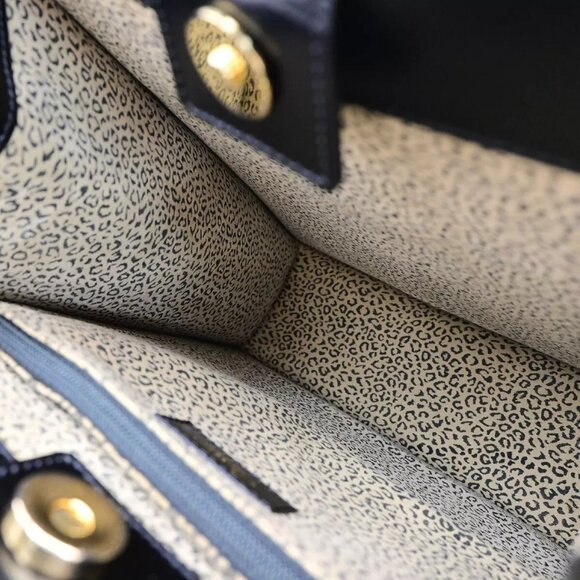 CARTIER Logo Panther Shoulder Hand Bag Leather Black GHW Made In Italy 34YG991 - Picture 9 of 16